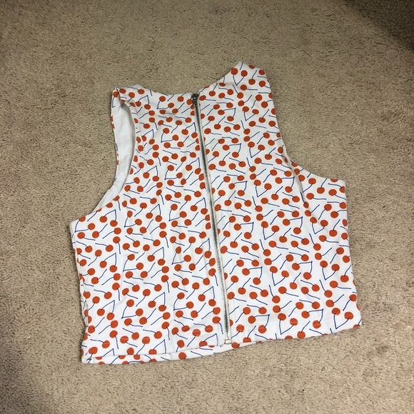 Cherry top - Picture 2 of 2